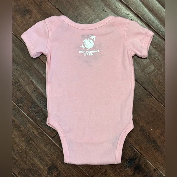 FILA 6M BNP Paribas Open Tennis Ball “LOVE” Pink Onesie - Picture 4 of 6